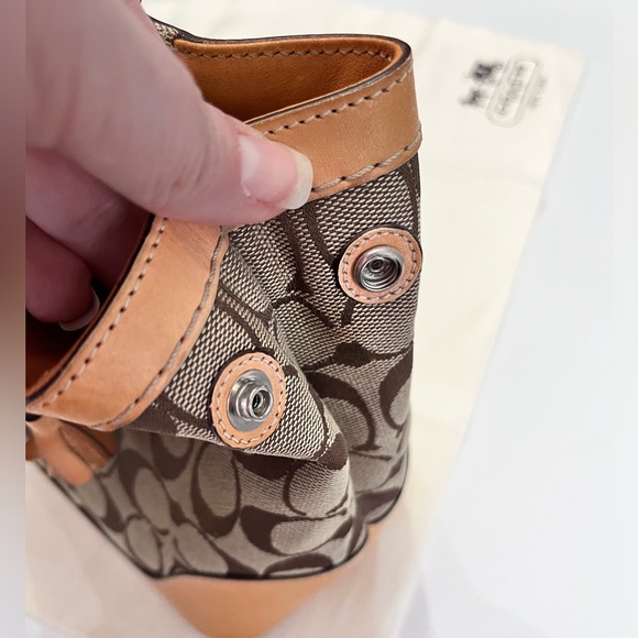 COACH | Vachetta Leather Trim - Picture 10 of 16